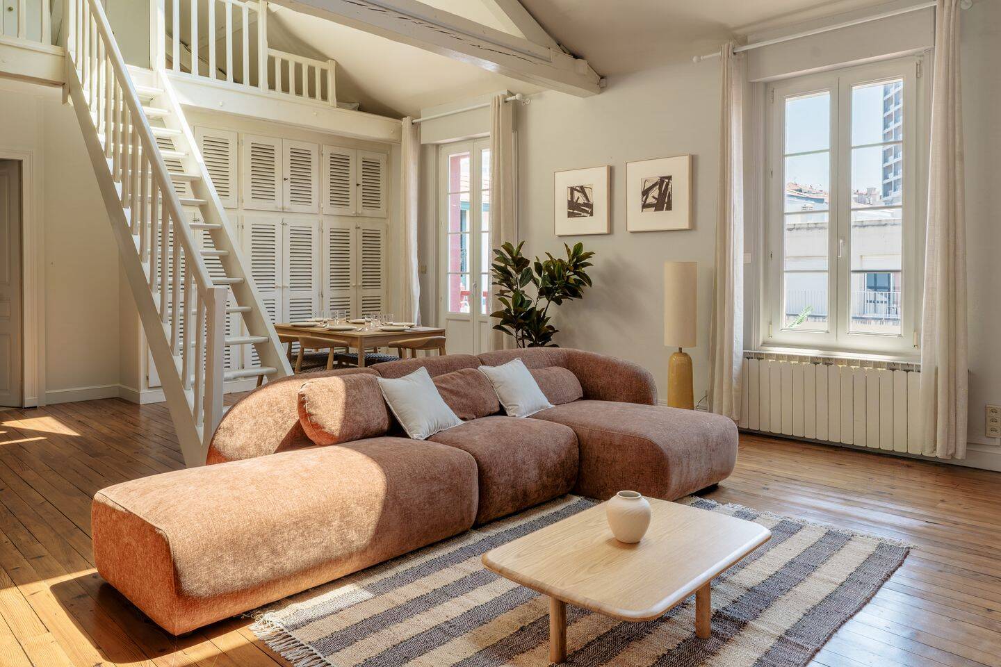 Appartement 4 pièces 100 m² · à Biarritz · 100 m² · 12 000 €