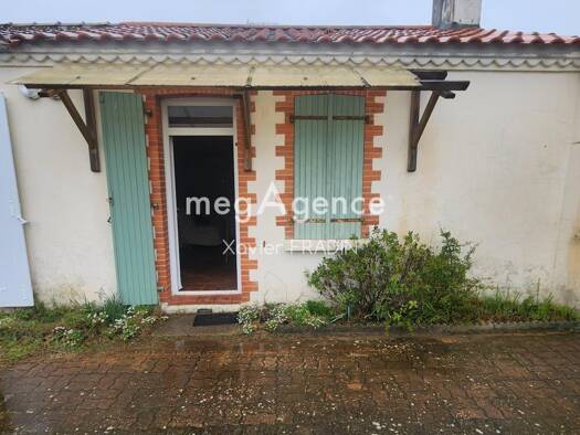 Maison de plain-pied à vendre 110 600 € 2 pièces 1 chambre 38 m² 92 m² de terrain Peripherie Saint-Jean-de-Monts 85160