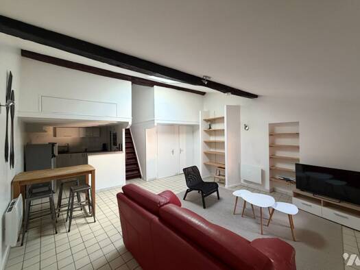 Duplex à vendre 125 000 € 2 pièces 1 chambre 69,8 m² Étage 3/3 Montauban 82000