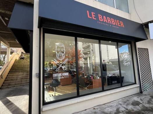 Local commercial à vendre 160 000 € 60 m² de surface de vente Champagne Les Ulis 91940