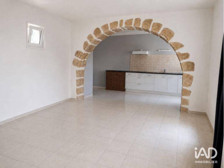 Maison 3 pièces 70 m² · à Montséret · 70 m² · 550 €