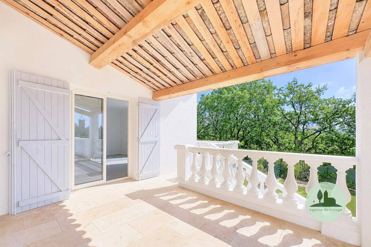 Maison 6 pièces 171 m² · à La Roquette-sur-Siagne · 170,6 m² · 674 000 €