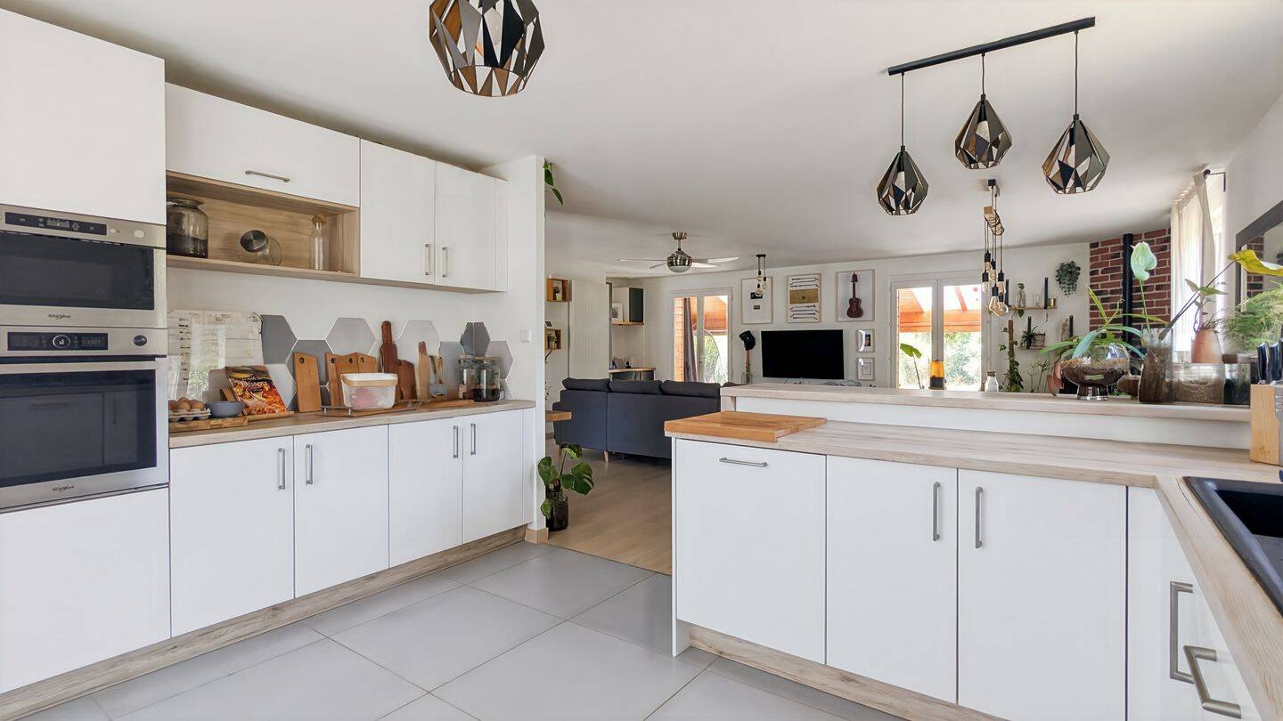 Maison 7 pièces 217 m² · à Lentilly · 217,3 m² · 520 000 €