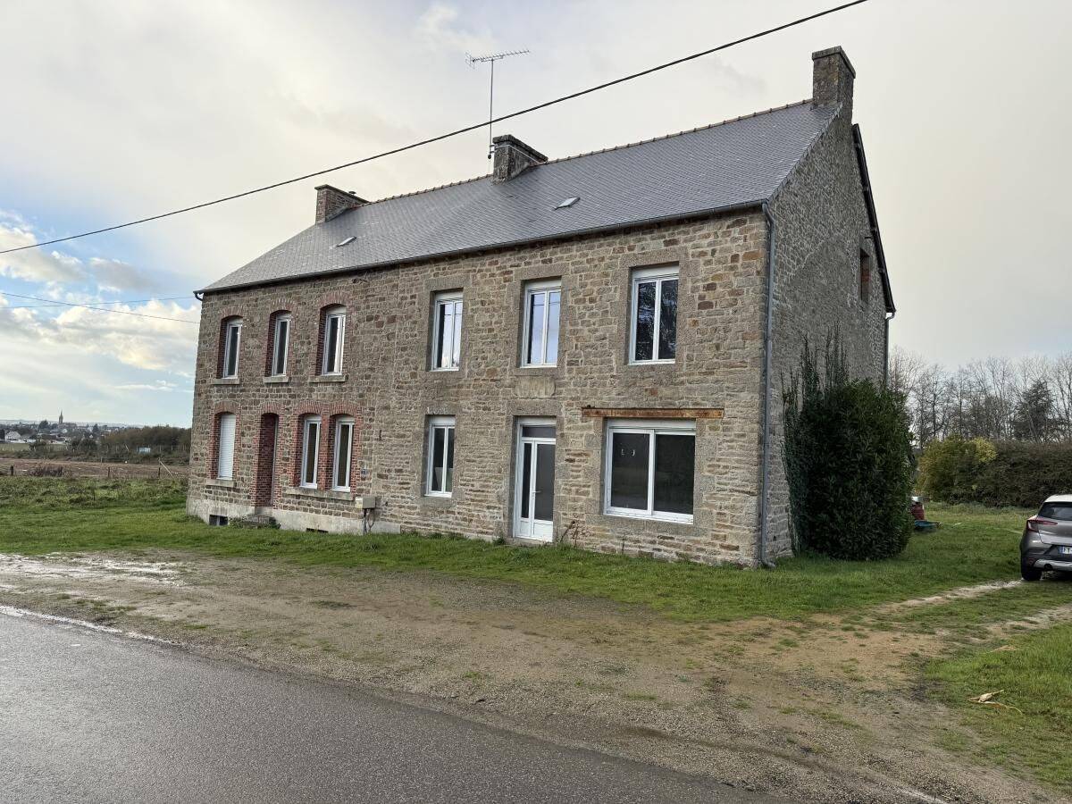 Maison 1 pièce 57 m² · à Plumieux · 57 m² · 100 040 €