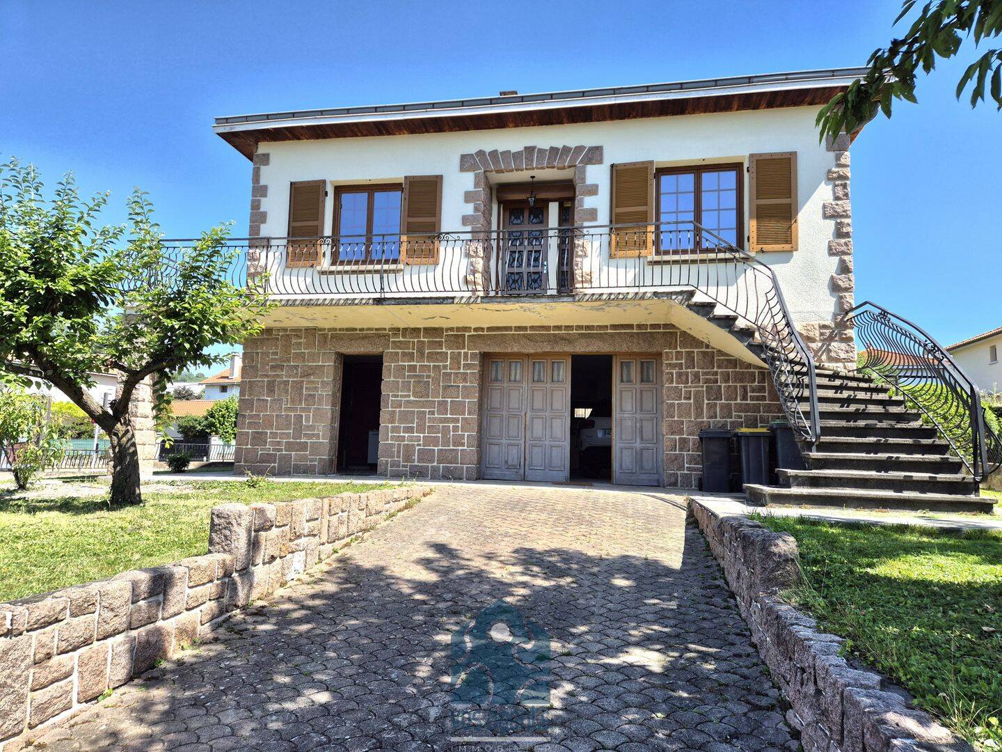 Maison 7 pièces 160 m² · à Cournon-d'Auvergne · 160 m² · 336 000 €