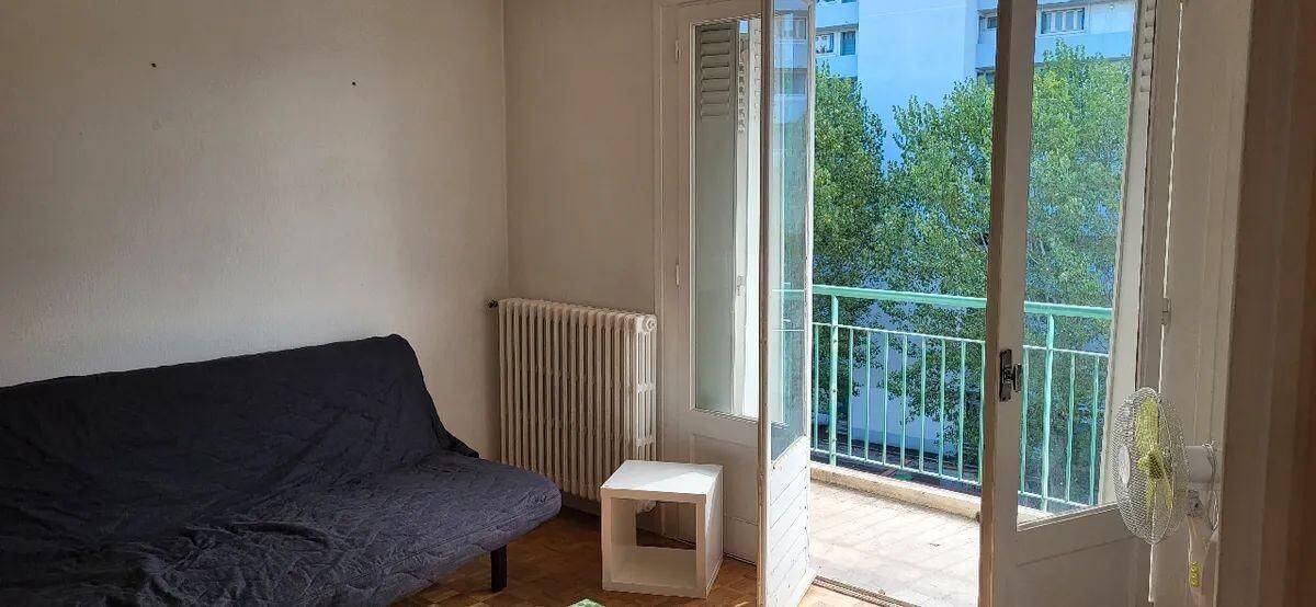 Appartement 3 pièces 27 m² · à Toulouse · 27 m² · 550 €