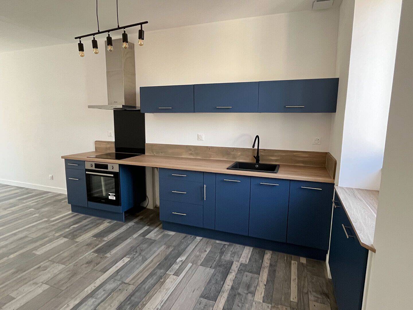 Appartement 3 pièces 57 m² · à Le Creusot · 57 m² · 599 €