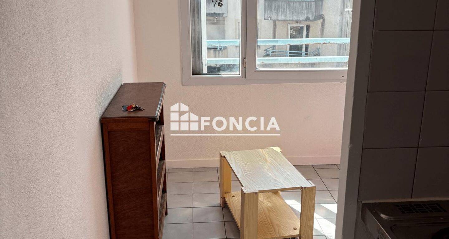 Appartement 1 pièce 14 m² · à Grenoble · 14,1 m² · 47 000 €