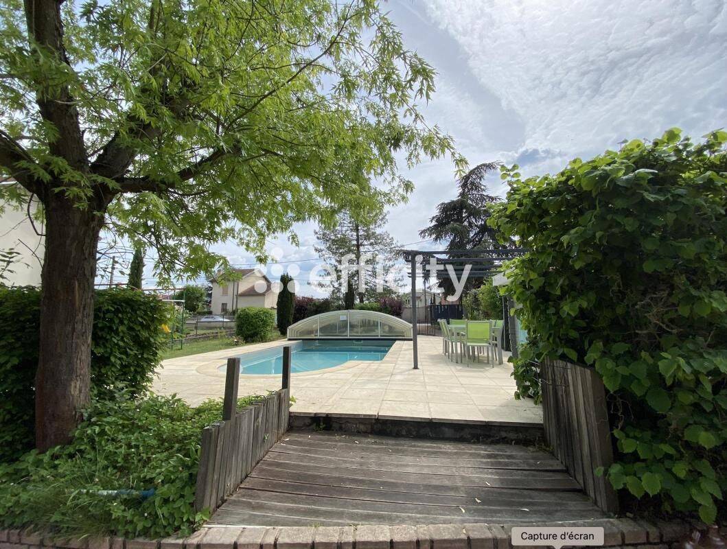 Maison 7 pièces 150 m² · à Feurs · 150 m² · 320 000 €