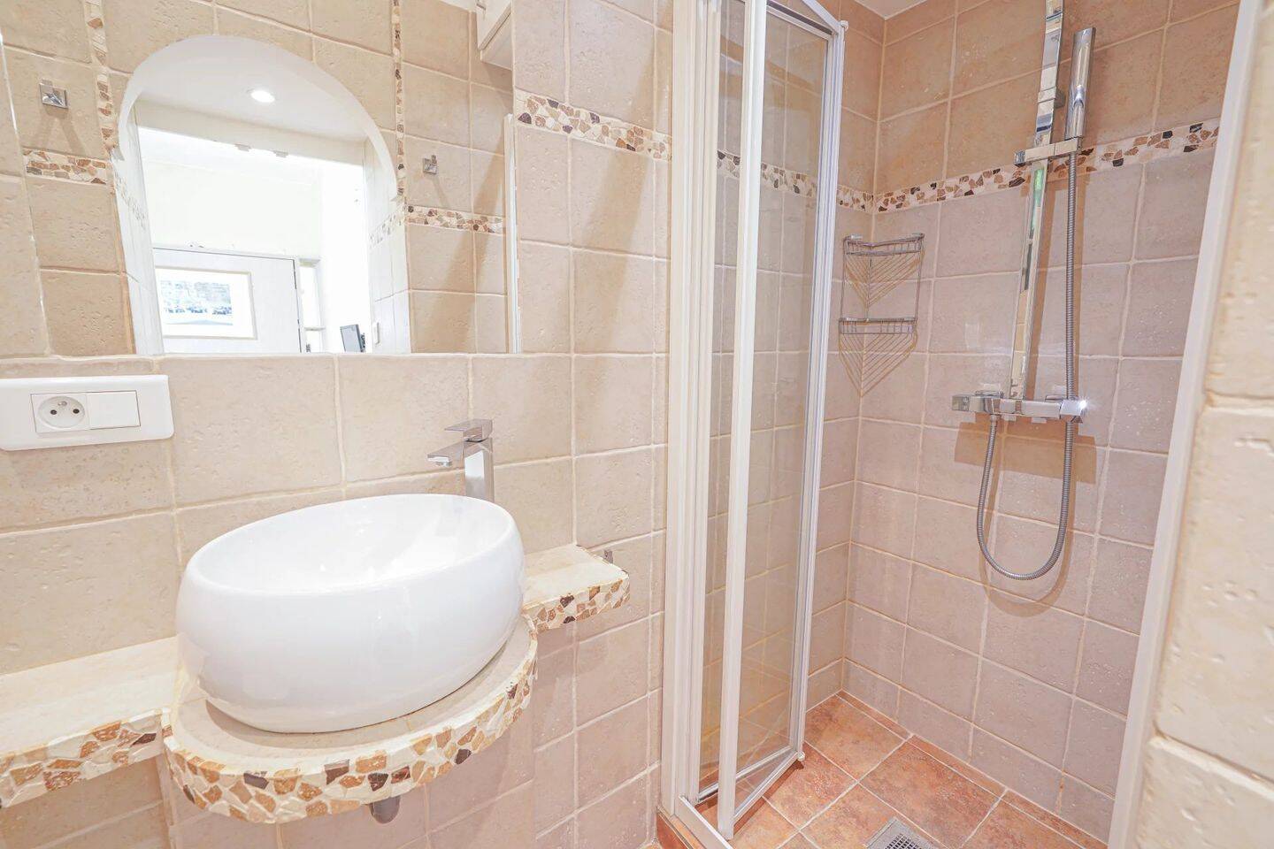 Grand studio avec terrasse 50 m² – Bail étudiant — 5