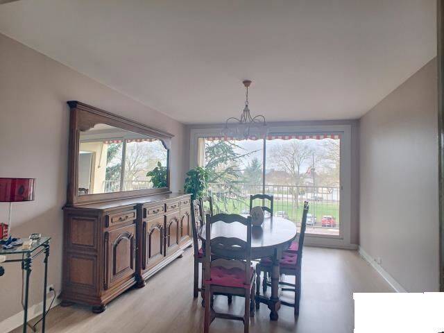 Appartement 3 pièces 75 m² · à Saint-Julien-les-Villas · 75 m² · 140 000 €