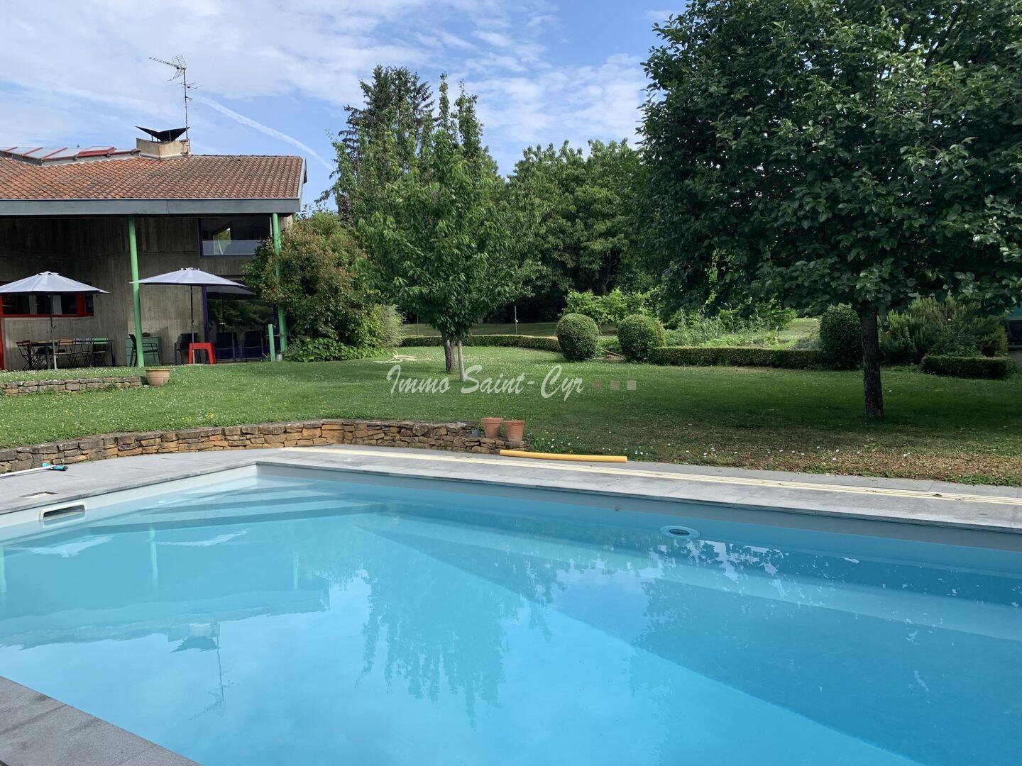 Maison 6 pièces 200 m² · à Saint-Cyr-au-Mont-d'Or · 200 m² · 1 098 000 €
