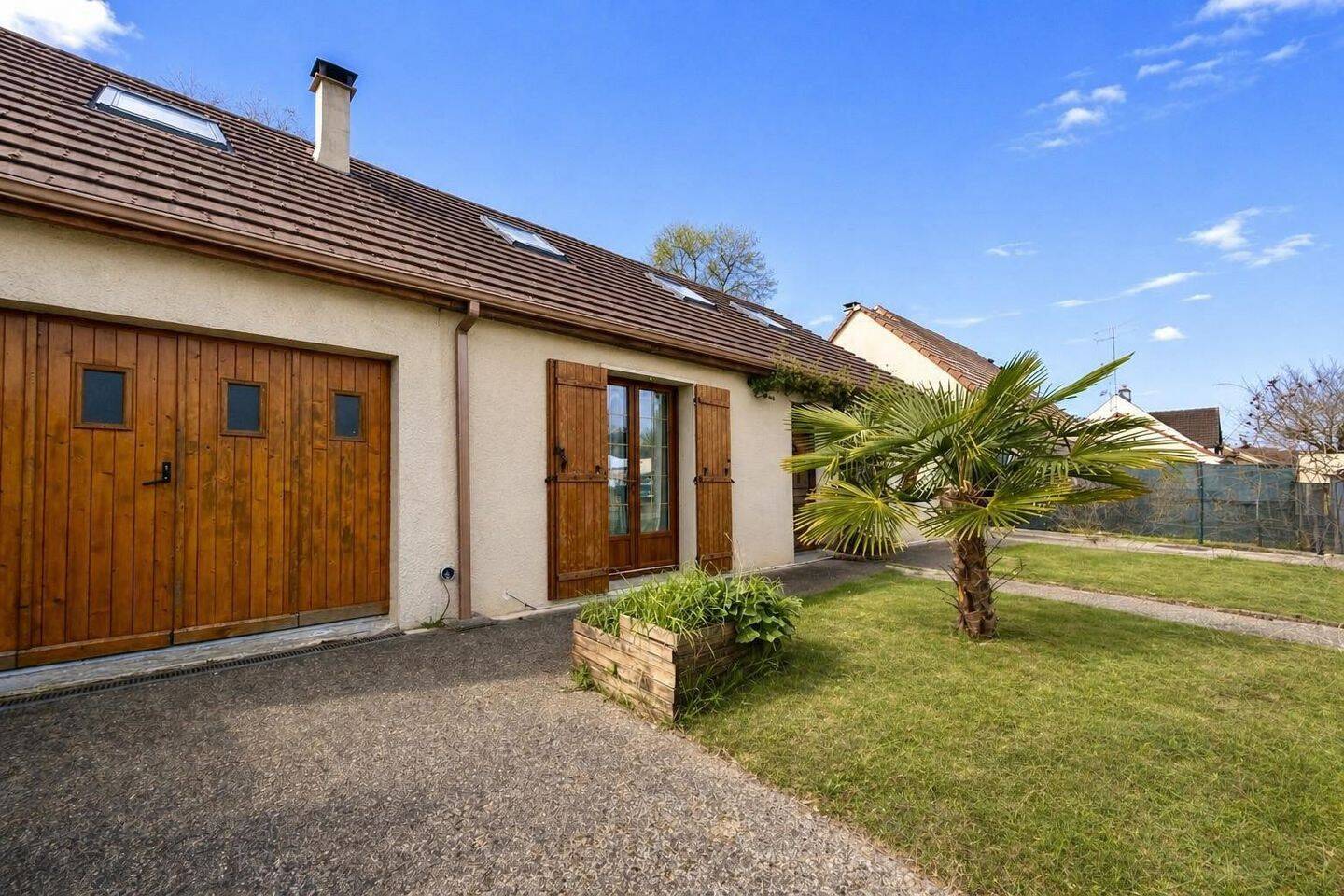 Maison 6 pièces 108 m² · à Moncourt-Fromonville · 108 m² · 240 000 €