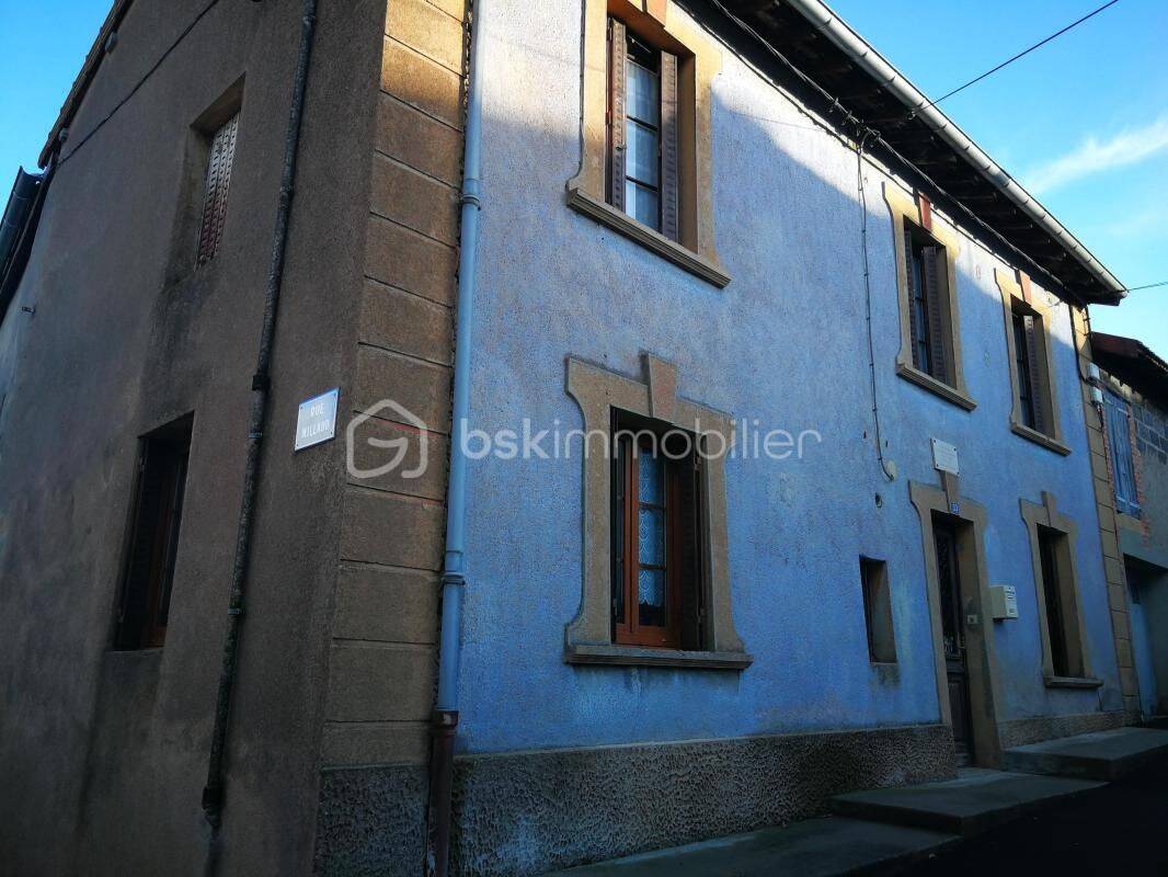 Maison 6 pièces 150 m² · à Roanne · 150 m² · 117 000 €
