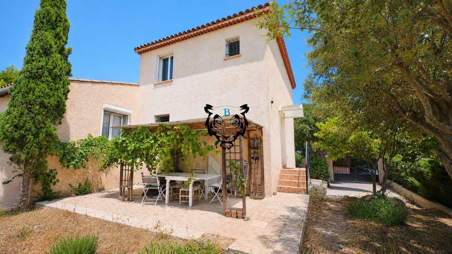 Maison 4 pièces 79 m² · à Roquebrune-sur-Argens · 79 m² · 409 000 €