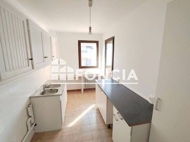 Appartement 3 pièces 58 m² · à Hyères · 57,7 m² · 865 €