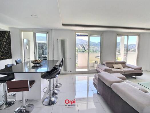 Appartement à vendre 279 000 € 4 pièces 3 chambres 95 m² Étage 14/20 La Pomme Marseille 11ème arrondissement 13011