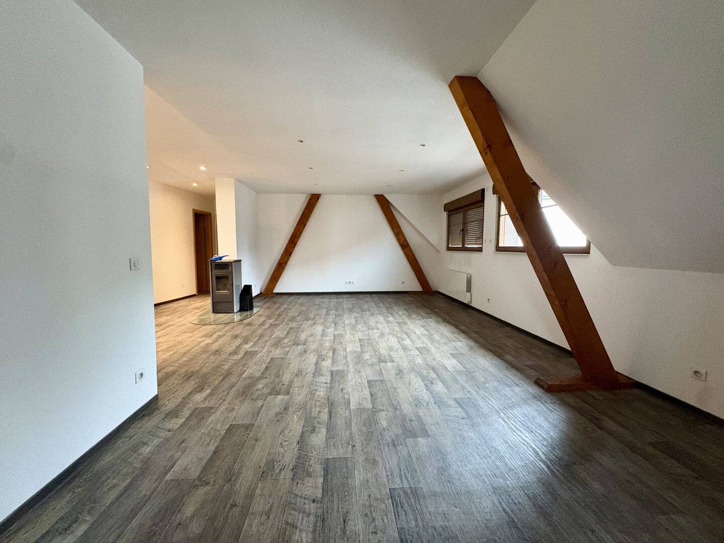 Appartement 3 pièces 95 m² · à Eschentzwiller · 95 m² · 900 €/mois