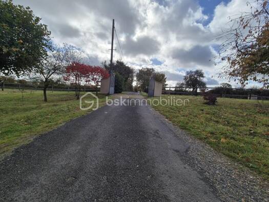 Maison à vendre 397 000 € 4 pièces 3 chambres 115 m² Villiers-au-Bouin 37330