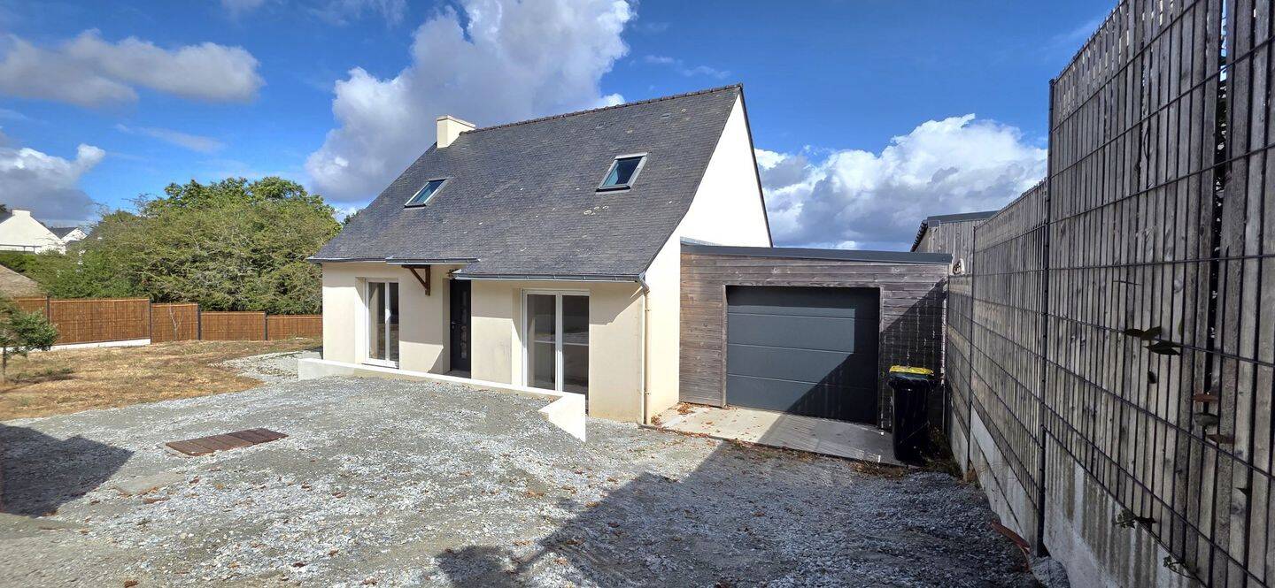 Maison 6 pièces 94 m² · à Grand-Champ · 94,3 m² · 320 000 €