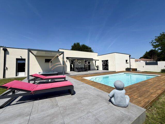 Maison 5 pièces 128 m² · à Le Girouard · 128 m² · 522 500 €