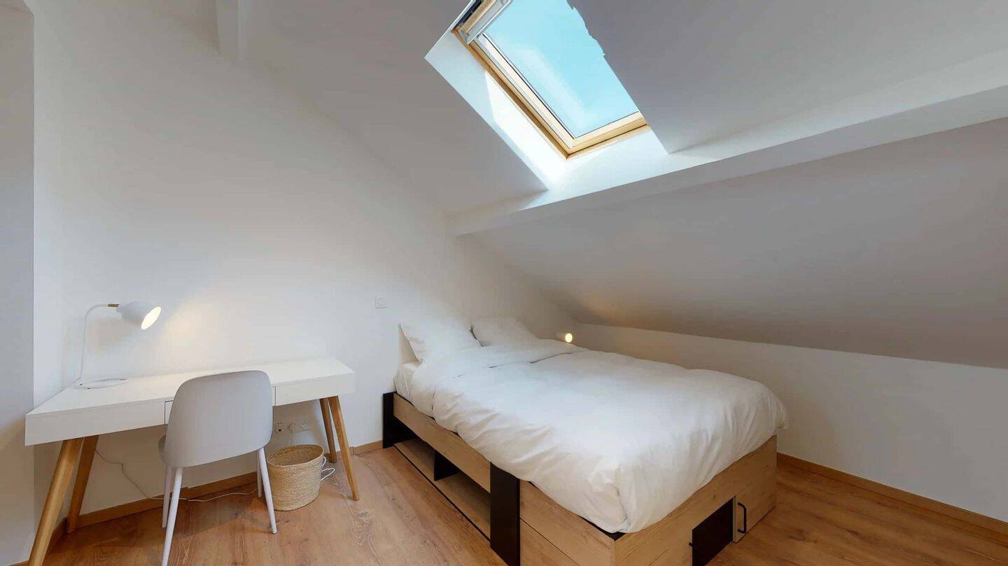 1 pièce 15 m² · à Suresnes · 15 m² · 860 €/mois