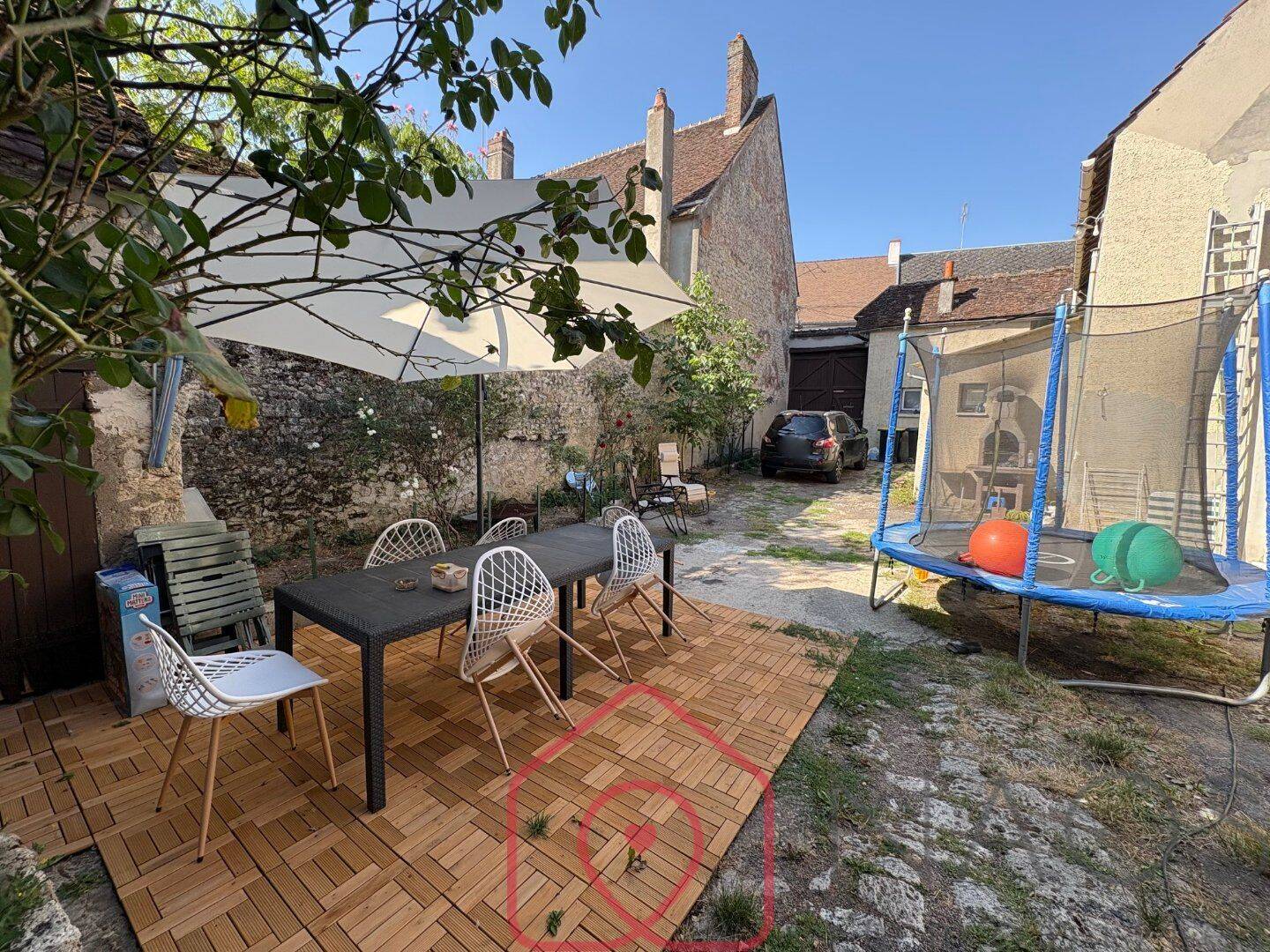 Maison 4 pièces 125 m² · à Puiseaux · 125 m² · 166 000 €