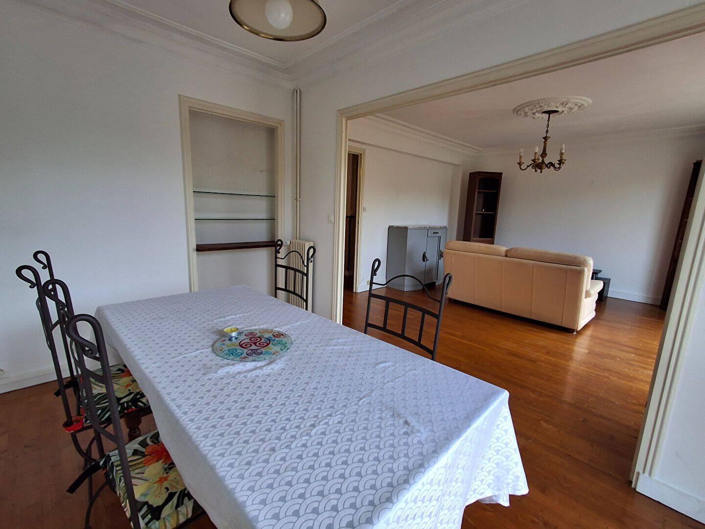 Appartement 3 pièces 67 m² · à Rennes · 66,5 m² · 898 €/mois