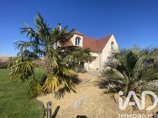 Maison à vendre 239 900 € 6 pièces 4 chambres 147 m² 1 012 m² de terrain Frétoy-le-Château 60640