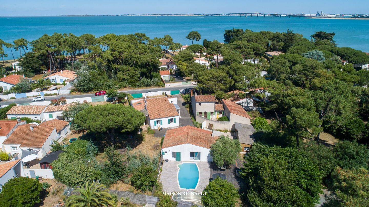 Maison 8 pièces 237 m² · à Rivedoux-Plage · 237 m² · 1 446 900 €