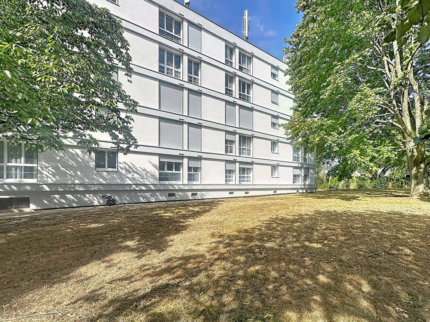 Appartement 4 pièces 63 m² · à Brunoy · 63 m² · 179 000 €