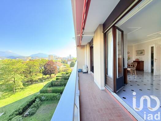 Appartement à vendre 179 000 € 5 pièces 4 chambres 109 m² Étage 4/8 Comboire Échirolles 38130