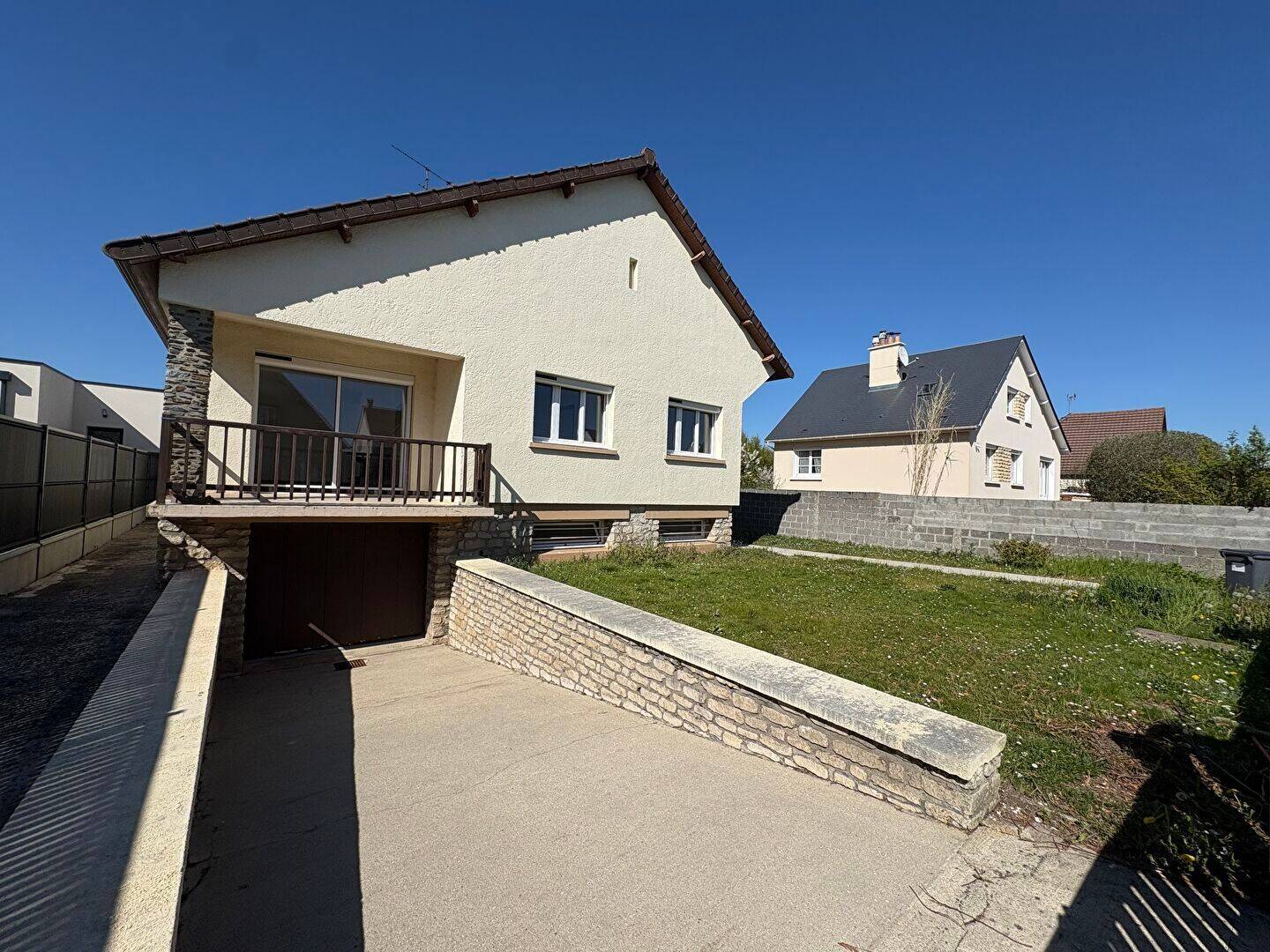 Maison 5 pièces 91 m² · à Ifs · 90,5 m² · 1 540 €