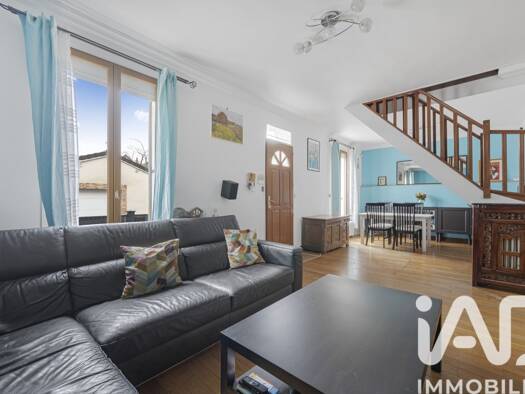 Maison à vendre 579 000 € 5 pièces 4 chambres 105 m² 68 m² de terrain Agent Sarre-Centre-Les Vallées-La Garenne Colombes 92700