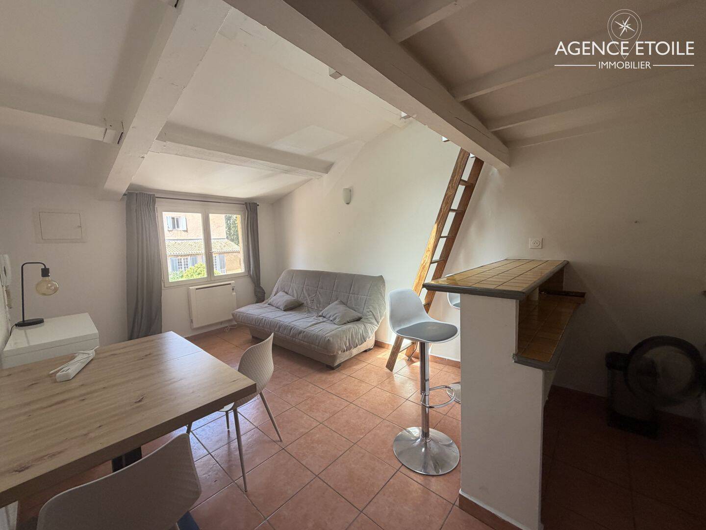 Appartement 1 pièce 30 m² · à Aix-en-Provence · 29,8 m² · 180 000 €