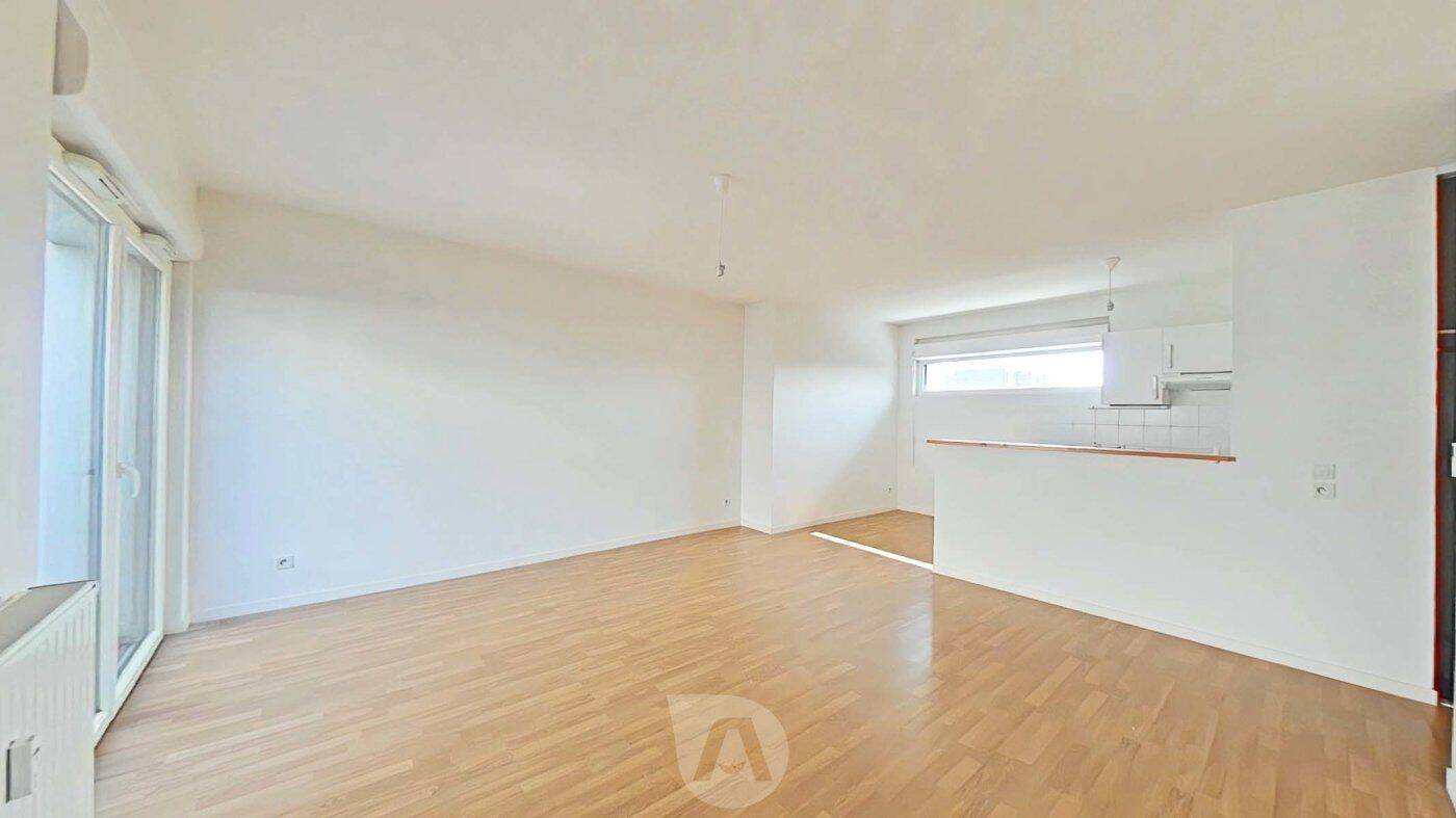 Appartement 3 pièces 66 m² · à Bordeaux · 65,7 m² · 240 000 €