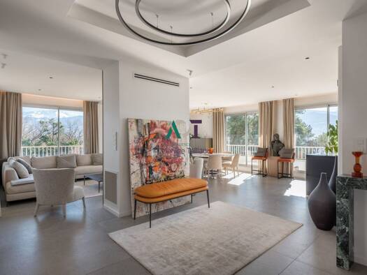Appartement à vendre 745 000 € 5 pièces 3 chambres 140,8 m² Étage 4/4 Haut Meylan Meylan 38240