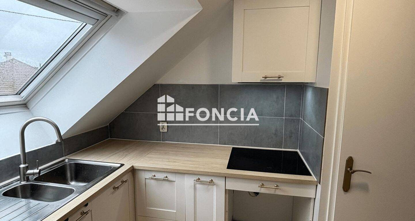 Appartement 3 pièces 60 m² · à Morangis · 60 m² · 1 016 €/mois