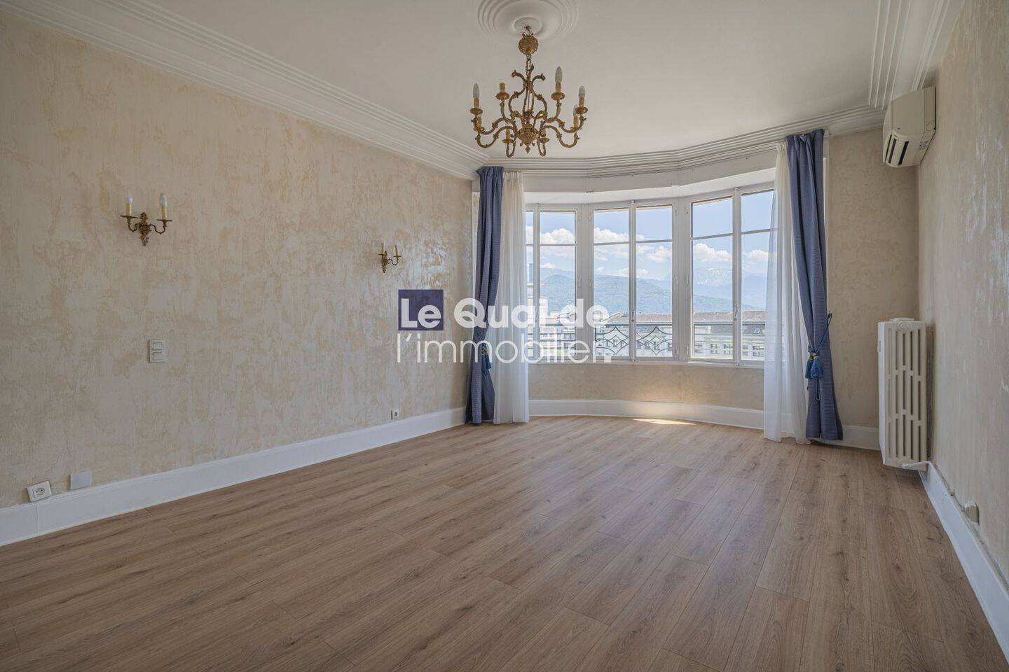 Appartement 5 pièces 134 m² · à Grenoble · 134,3 m² · 1 790 €