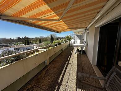 Appartement en viager occupé Bouquet 191 000 € 5 pièces 3 chambres 88,8 m² Sous le toit, Étage 4/4 Cesson-Sévigné 35510