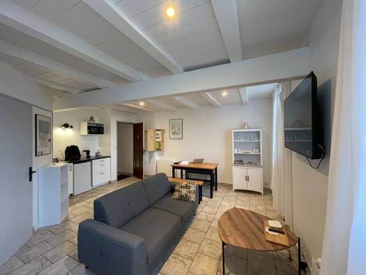 Duplex à vendre 280 800 € 3 pièces 2 chambres 43 m² Étage 1/2 La Couarde-sur-Mer 17670