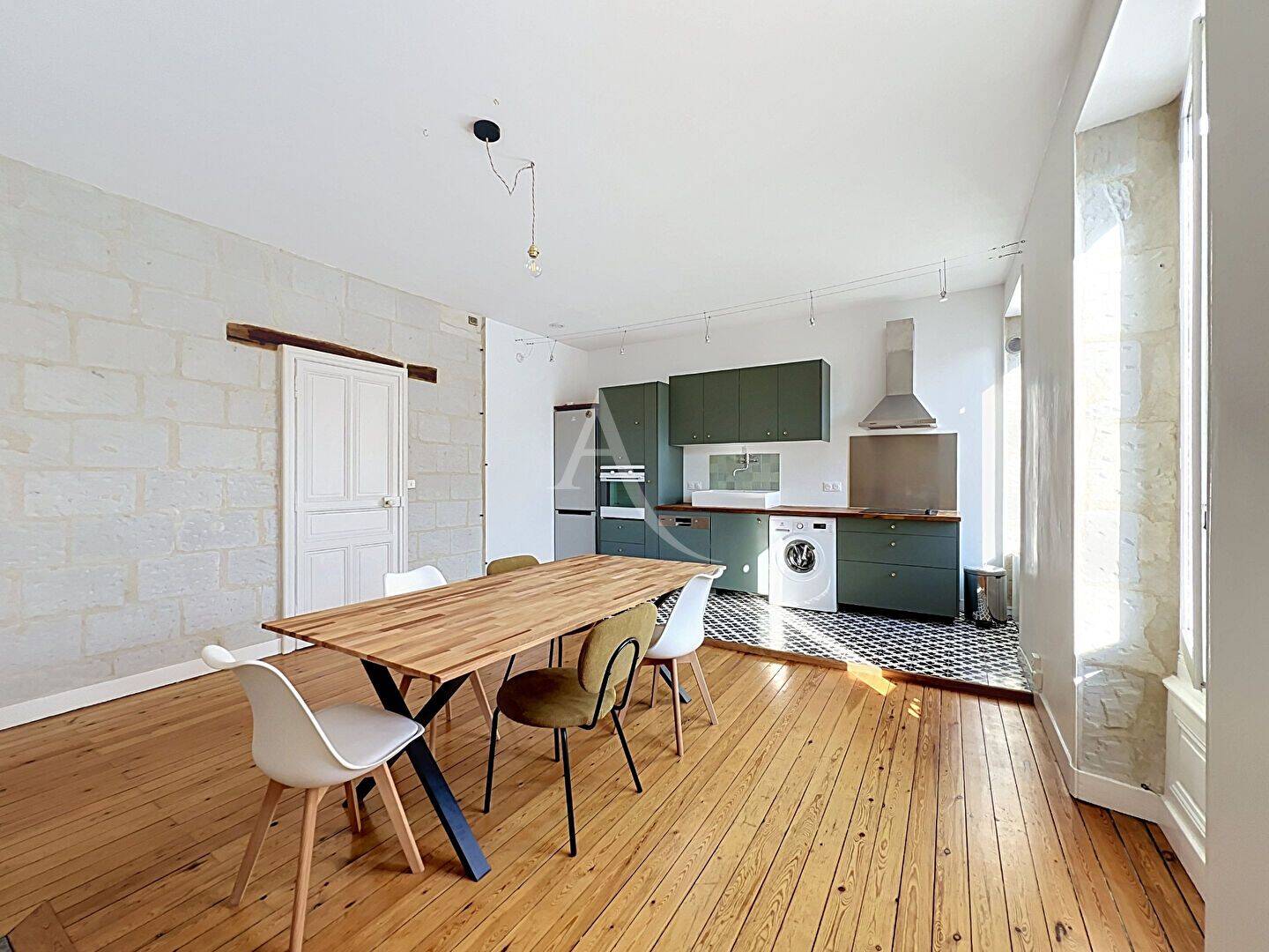 Appartement 3 pièces 89 m² · à Angers · 89,4 m² · 1 070 €