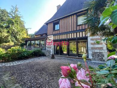 Château à vendre 1 495 000 € 20 pièces 11 chambres 650 m² 50 000 m² de terrain Saint-Léonard 76400