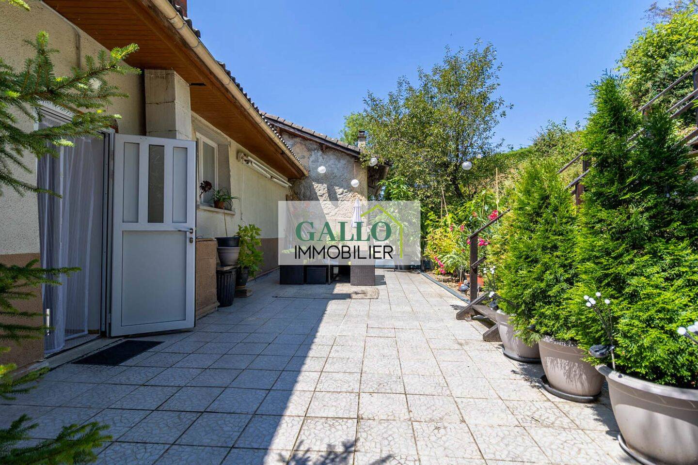 Maison 4 pièces 127 m² · à Châtonnay · 127 m² · 209 000 €
