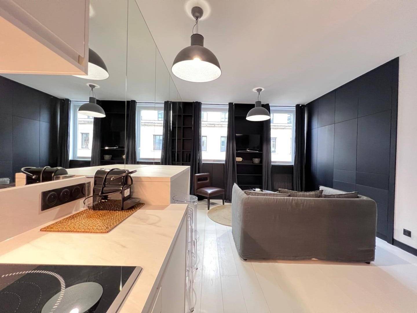Appartement 1 pièce 32 m² · à Paris 1er Arrondissement · 32 m² · 1 600 €/mois