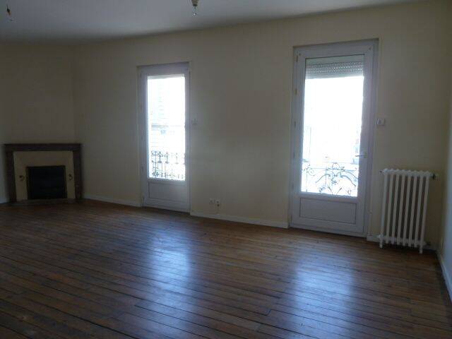 Appartement 3 pièces 103 m² · à Bordeaux · 102,8 m² · 1 269 €/mois