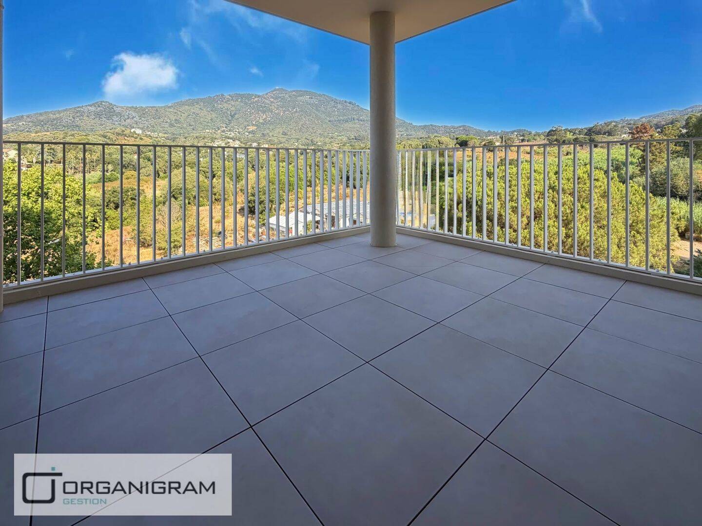 Appartement 3 pièces 70 m² · à Ajaccio · 69,9 m² · 1 106 €