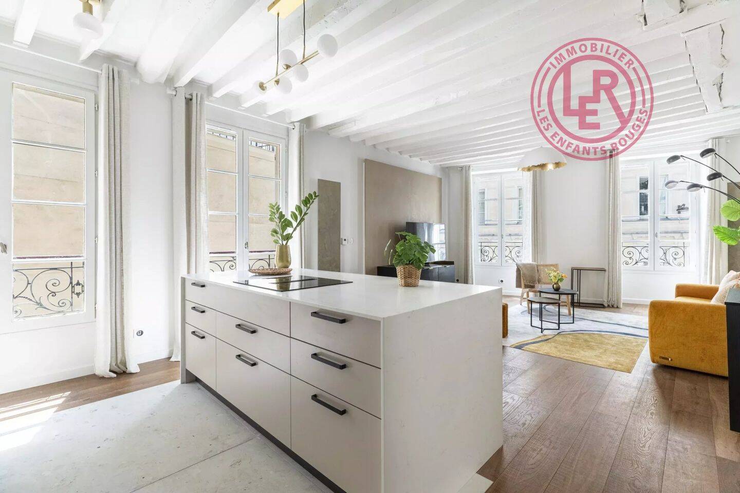 Appartement 2 pièces 58 m² · à Paris 3ème Arrondissement · 57,8 m² · 925 000 €