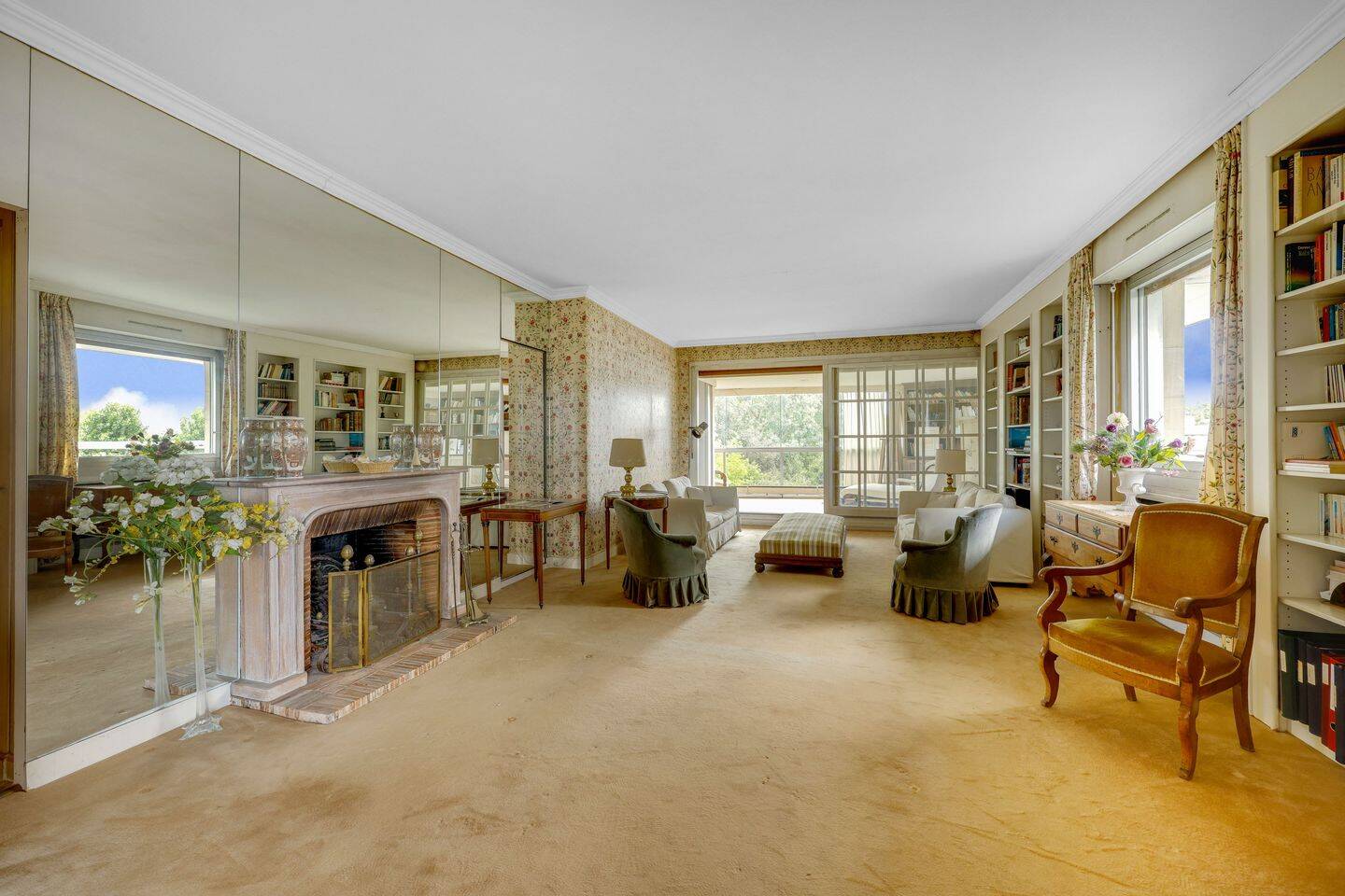 Appartement 5 pièces 150 m² · à Le Chesnay · 150 m² · 600 000 €