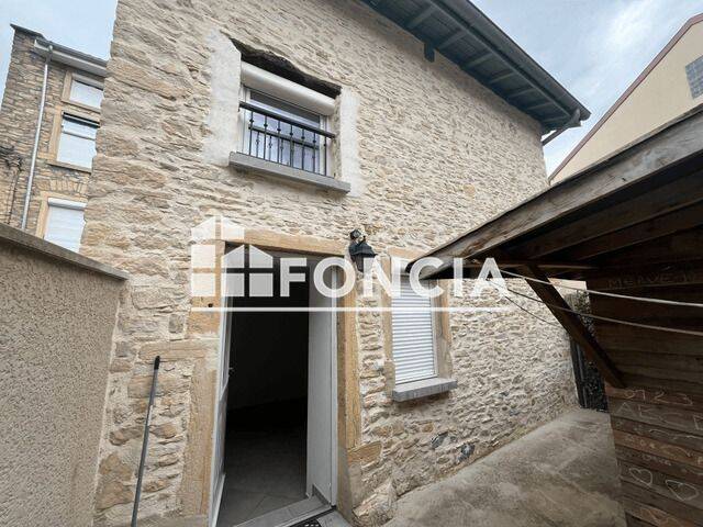 Maison 2 pièces 28 m² · à Saint-Alban-de-Roche · 28,2 m² · 585 €